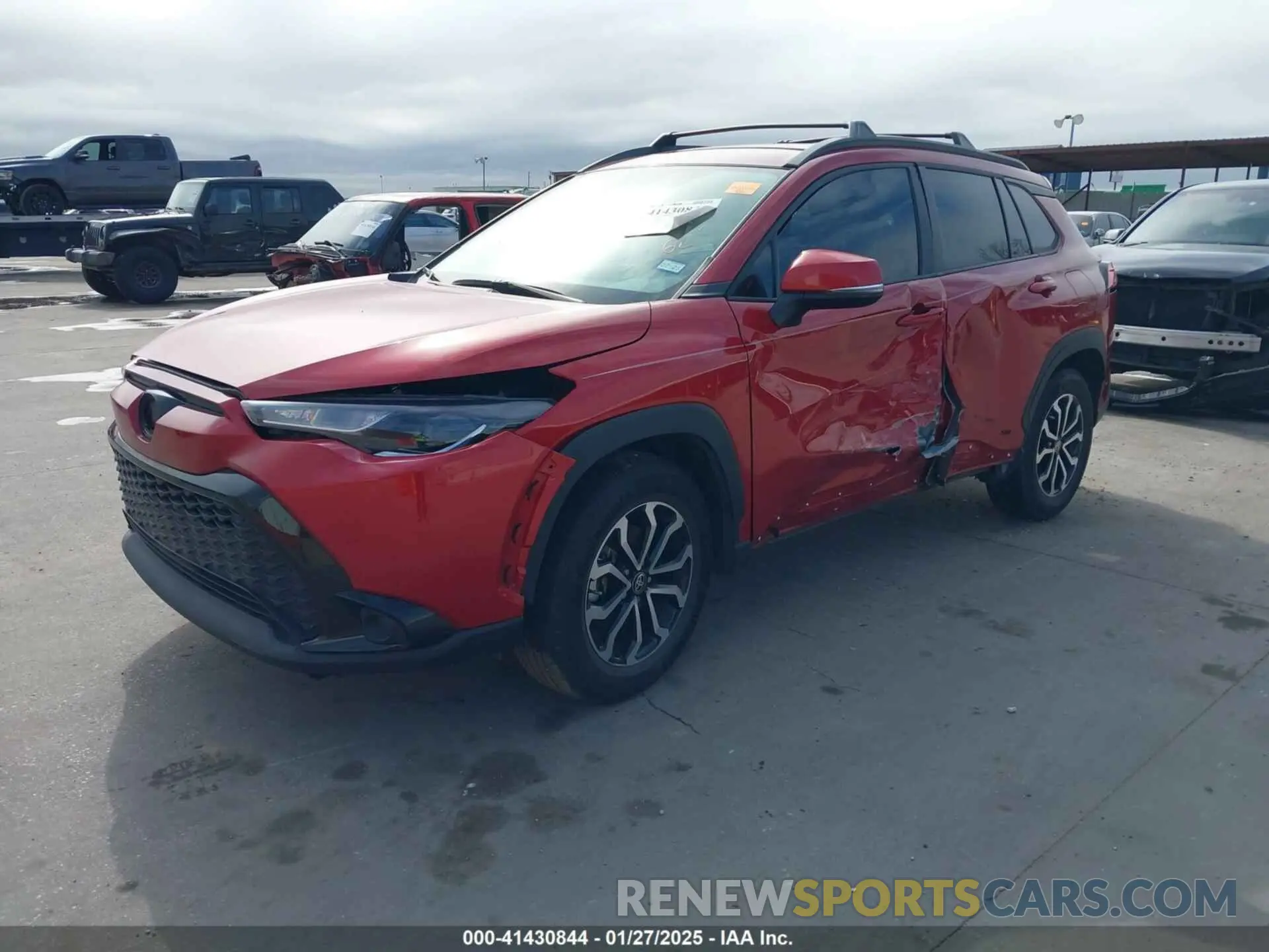 2 Photograph of a damaged car 7MUFBABG5PV003543 TOYOTA COROLLA CROSS HYBRID 2023
