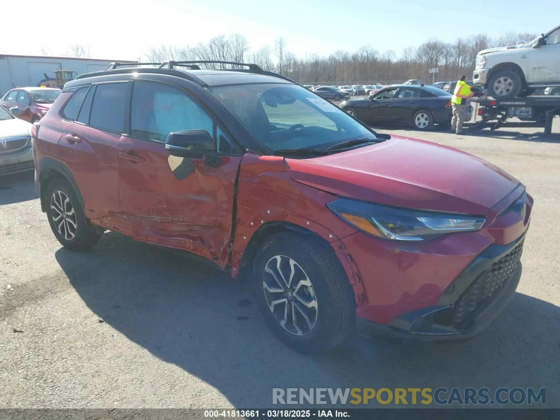 1 Photograph of a damaged car 7MUFBABG6PV008234 TOYOTA COROLLA CROSS HYBRID 2023