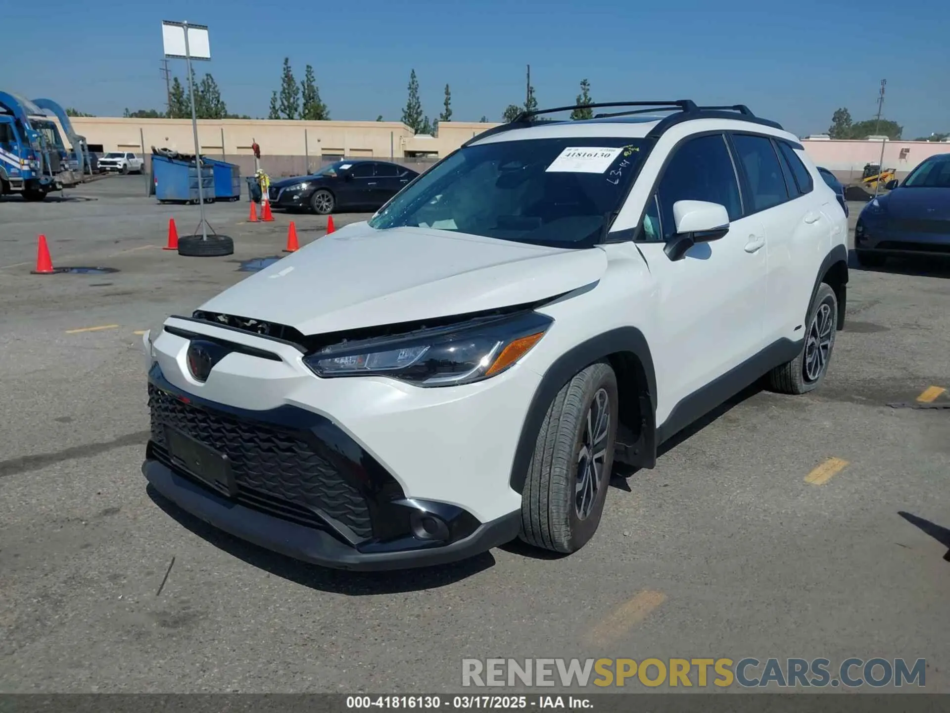 2 Photograph of a damaged car 7MUFBABG1RV052595 TOYOTA COROLLA CROSS HYBRID 2024