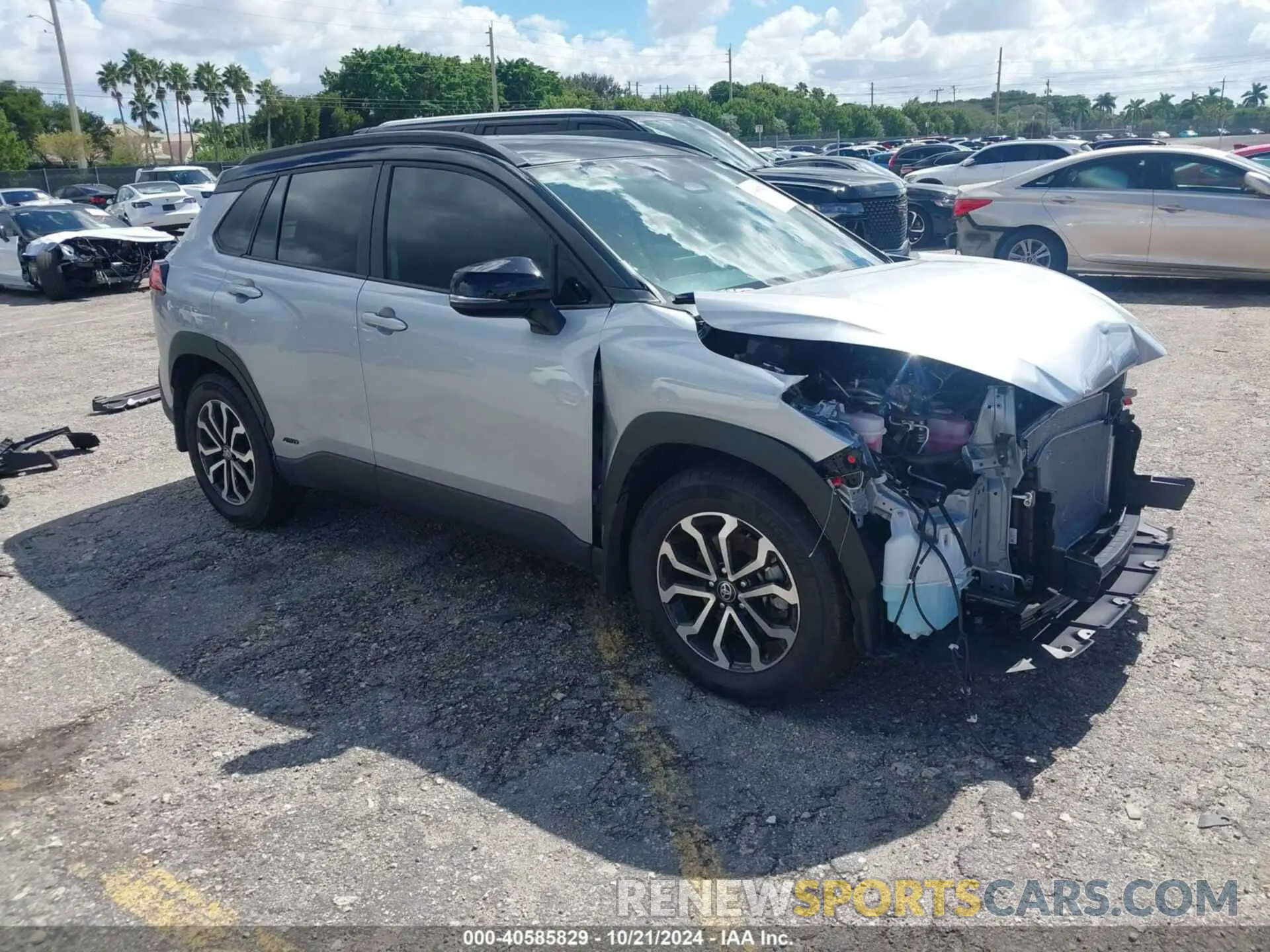 1 Photograph of a damaged car 7MUFBABG4RV031840 TOYOTA COROLLA CROSS HYBRID 2024