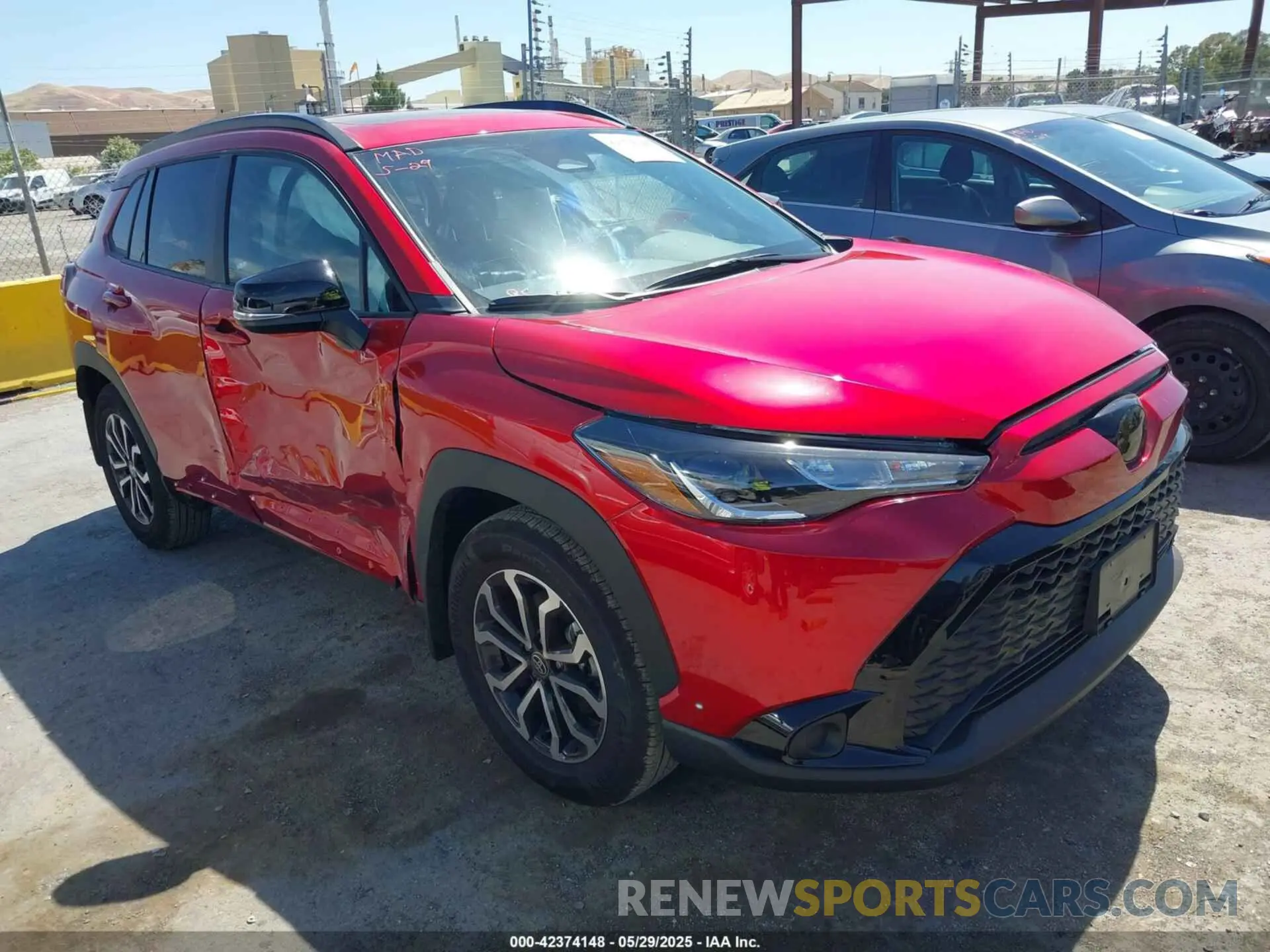 1 Photograph of a damaged car 7MUFBABG0SV068471 TOYOTA COROLLA CROSS HYBRID 2025