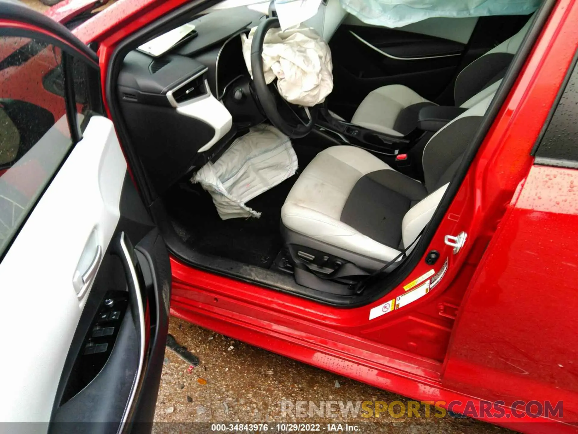 5 Photograph of a damaged car JTNK4RBE2K3011668 TOYOTA COROLLA HATCHBACK 2019
