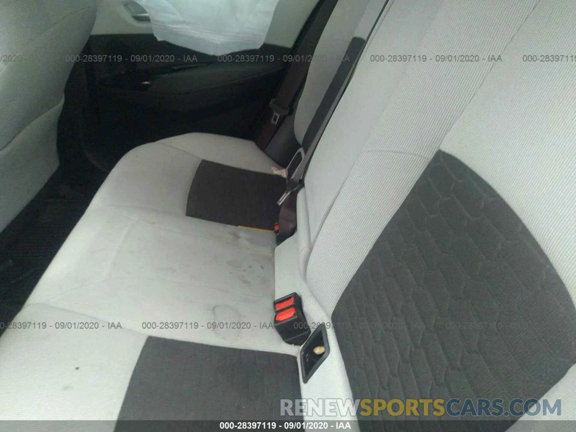 8 Photograph of a damaged car JTNK4RBE2K3020340 TOYOTA COROLLA HATCHBACK 2019