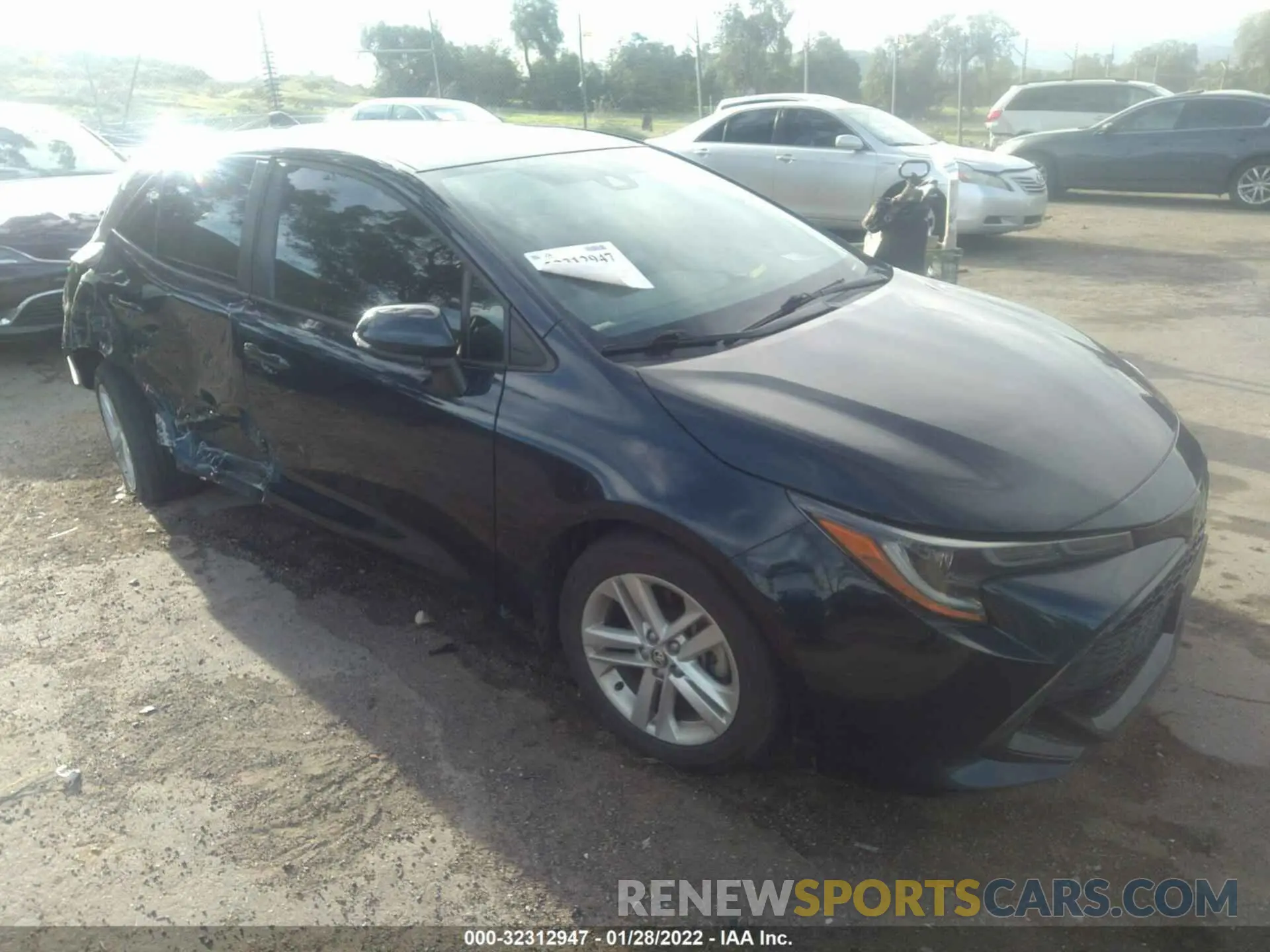 1 Photograph of a damaged car JTNK4RBE2K3033427 TOYOTA COROLLA HATCHBACK 2019