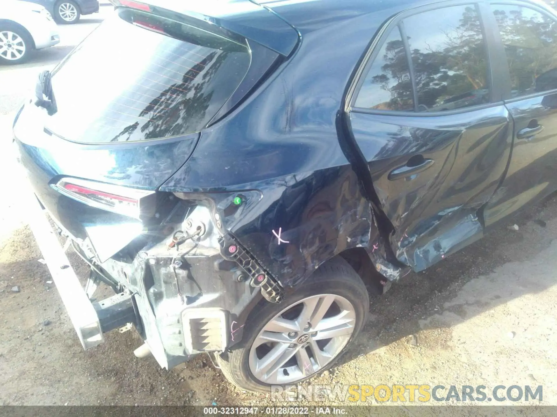 6 Photograph of a damaged car JTNK4RBE2K3033427 TOYOTA COROLLA HATCHBACK 2019