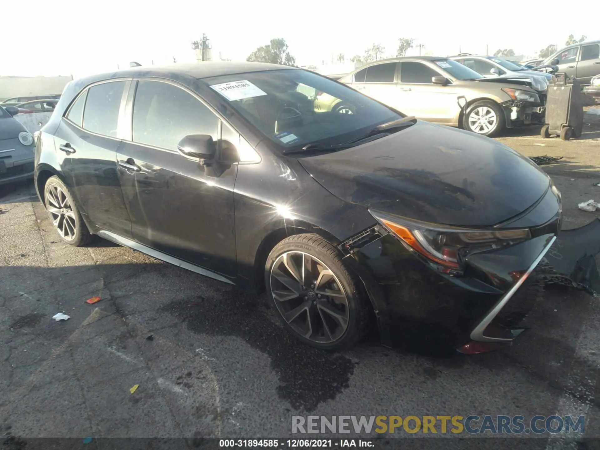 1 Photograph of a damaged car JTNK4RBE2K3043780 TOYOTA COROLLA HATCHBACK 2019