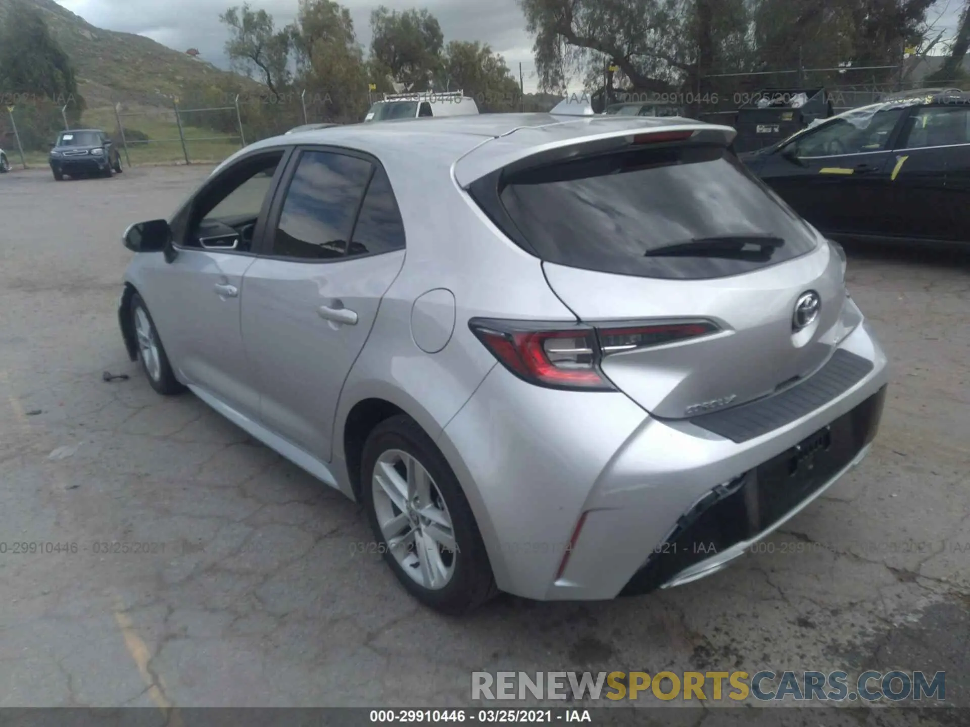 3 Photograph of a damaged car JTNK4RBEXK3010915 TOYOTA COROLLA HATCHBACK 2019