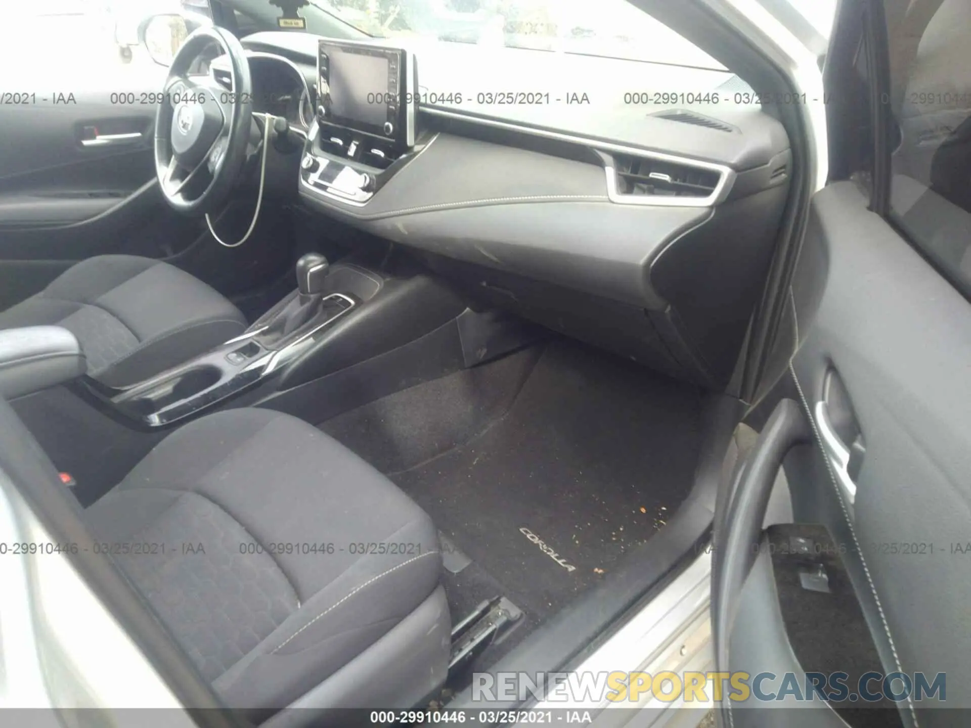 5 Photograph of a damaged car JTNK4RBEXK3010915 TOYOTA COROLLA HATCHBACK 2019