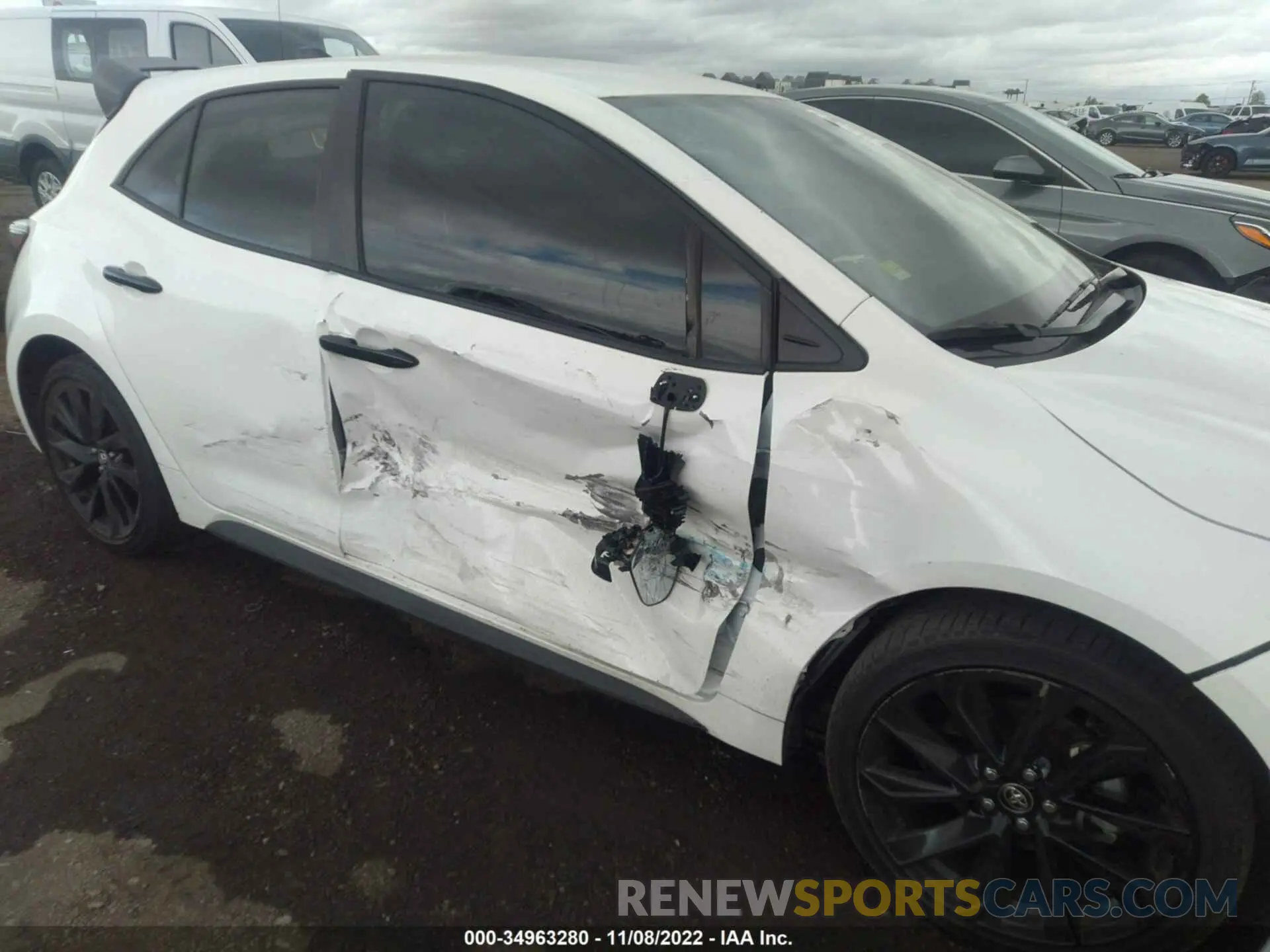 6 Photograph of a damaged car JTND4RBE0L3080739 TOYOTA COROLLA HATCHBACK 2020