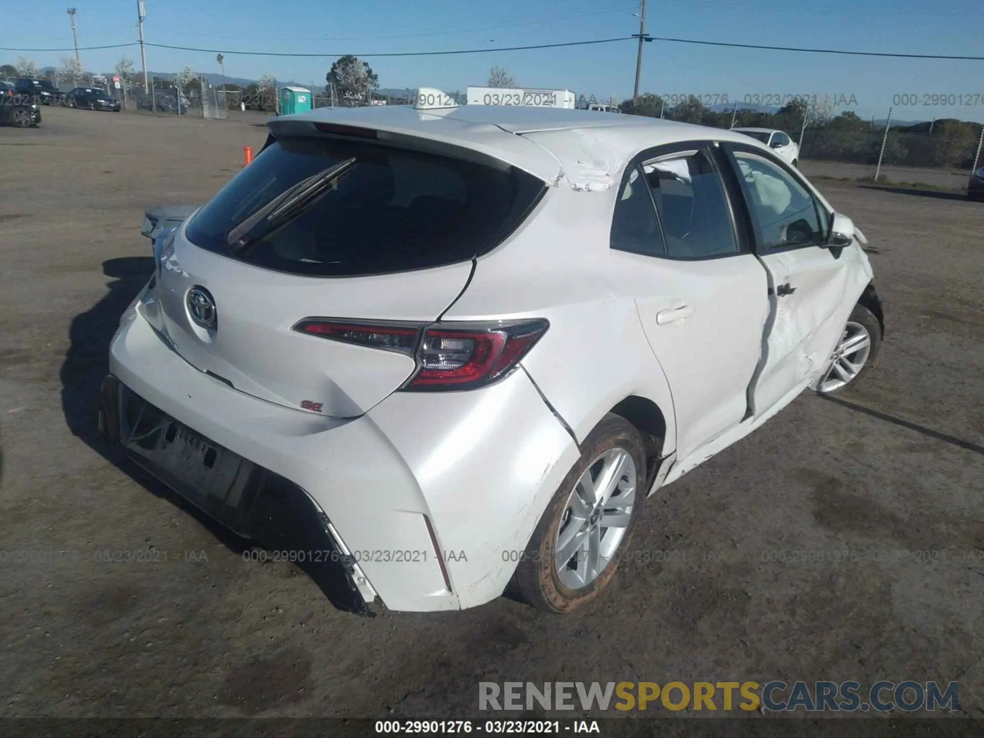4 Фотография поврежденного автомобиля JTND4RBE0L3096794 TOYOTA COROLLA HATCHBACK 2020