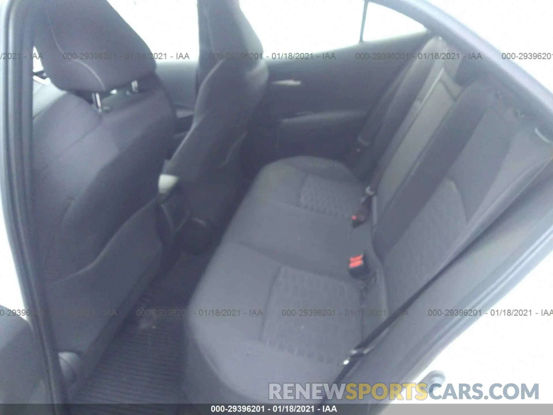 8 Photograph of a damaged car JTND4RBE3L3088110 TOYOTA COROLLA HATCHBACK 2020