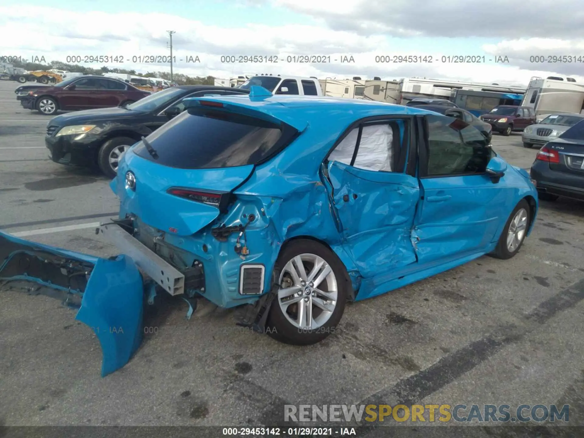 4 Photograph of a damaged car JTND4RBE3L3088804 TOYOTA COROLLA HATCHBACK 2020