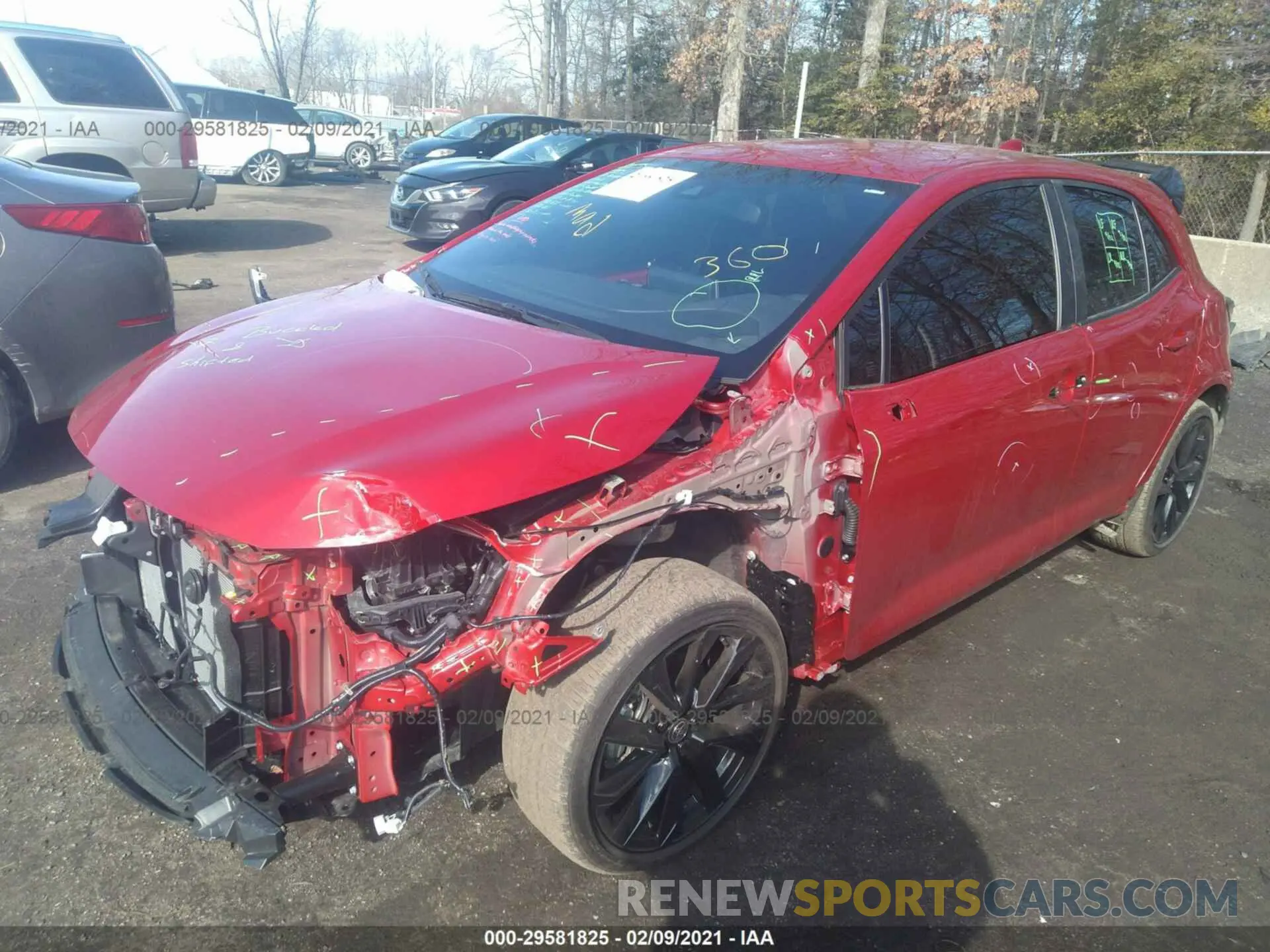 2 Photograph of a damaged car JTND4MBE2M3106679 TOYOTA COROLLA HATCHBACK 2021