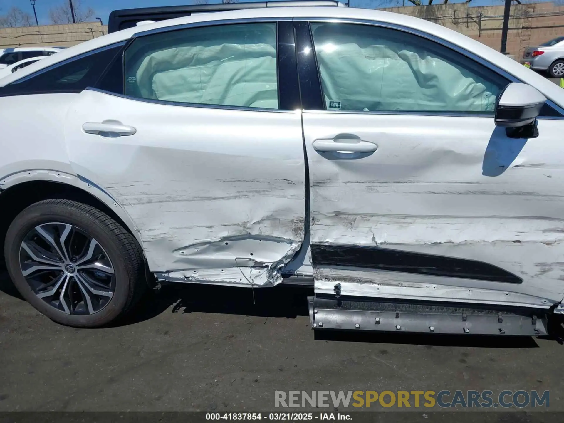 18 Photograph of a damaged car JTDAAAAF3P3017281 TOYOTA CROWN 2023