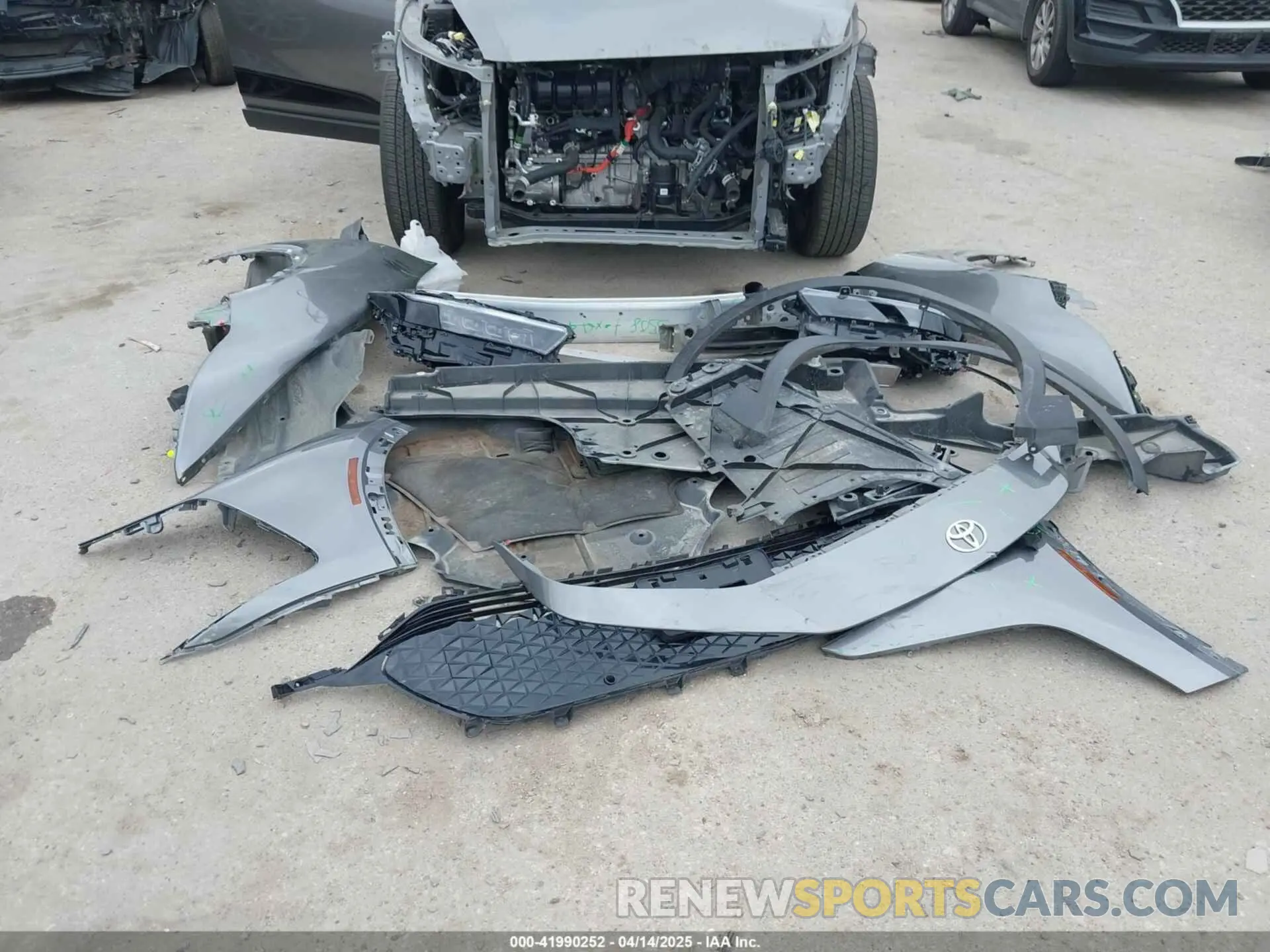 12 Фотография поврежденного автомобиля JTDAAAAF7P3013833 TOYOTA CROWN 2023