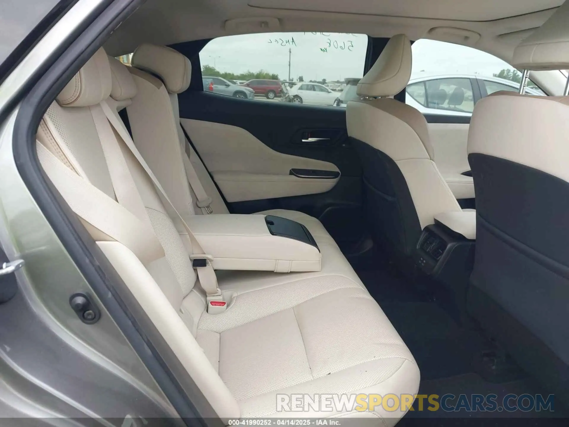 8 Фотография поврежденного автомобиля JTDAAAAF7P3013833 TOYOTA CROWN 2023