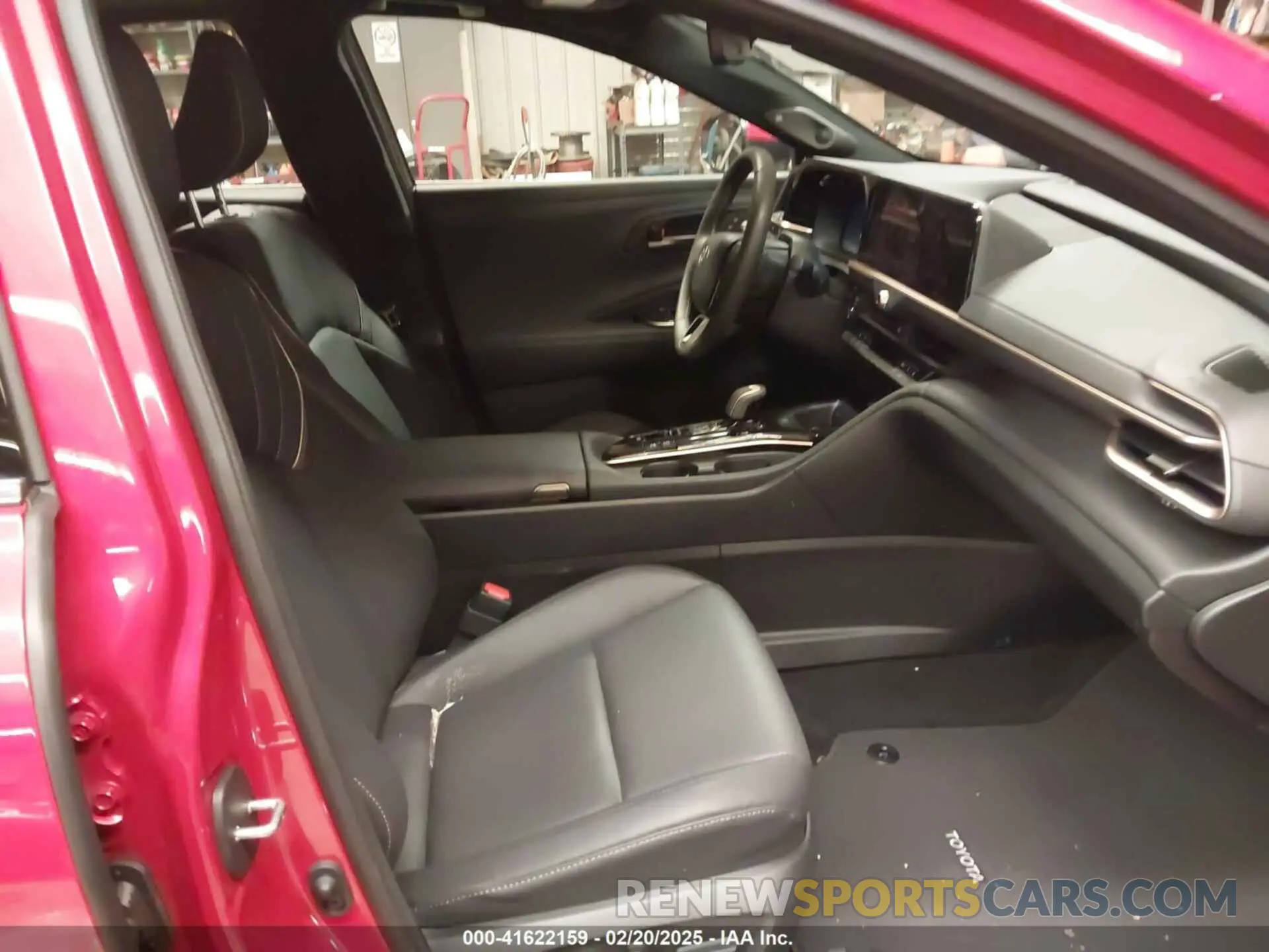 5 Photograph of a damaged car JTDAAAAF2R3021468 TOYOTA CROWN 2024