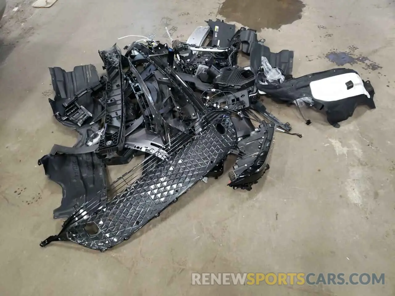 12 Photograph of a damaged car JTDAFAAF2R3010004 TOYOTA CROWN PLAT 2024