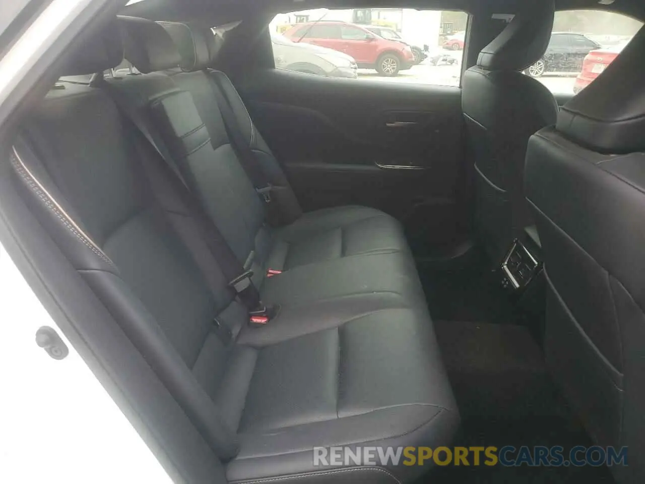 12 Фотография поврежденного автомобиля JTDAFAAFXR3005388 TOYOTA CROWN PLAT 2024