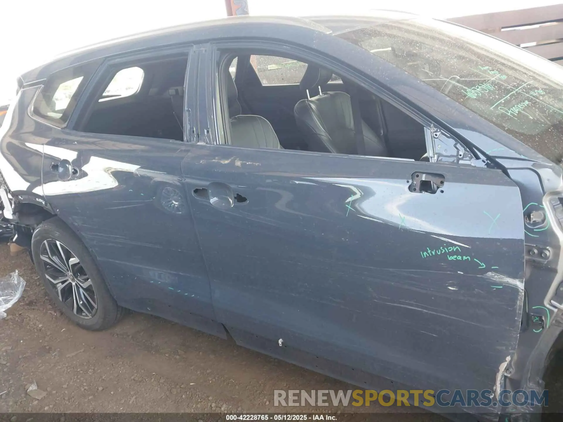14 Photograph of a damaged car JTDACAAJ3S3003355 TOYOTA CROWN SIGNIA 2025