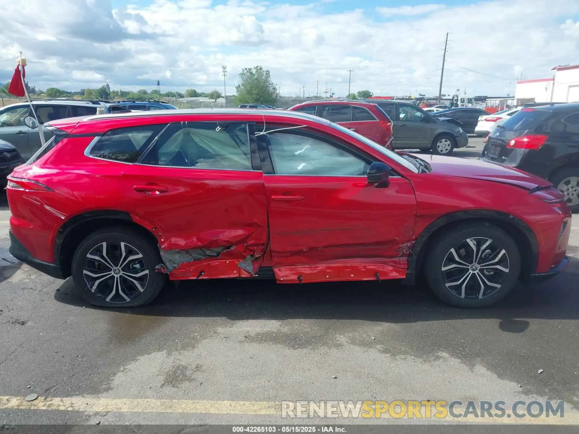 13 Photograph of a damaged car JTDACAAJ4S3007172 TOYOTA CROWN SIGNIA 2025