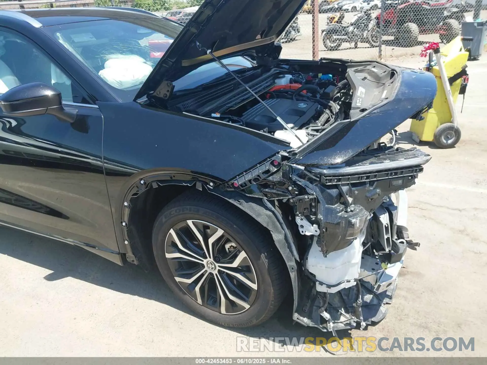19 Photograph of a damaged car JTDACAAJ4S3013344 TOYOTA CROWN SIGNIA 2025