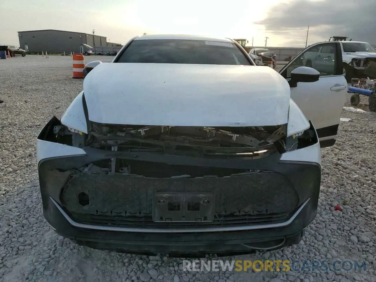 12 Фотография поврежденного автомобиля JTDAAAAF9P3010397 TOYOTA CROWN XLE 2023