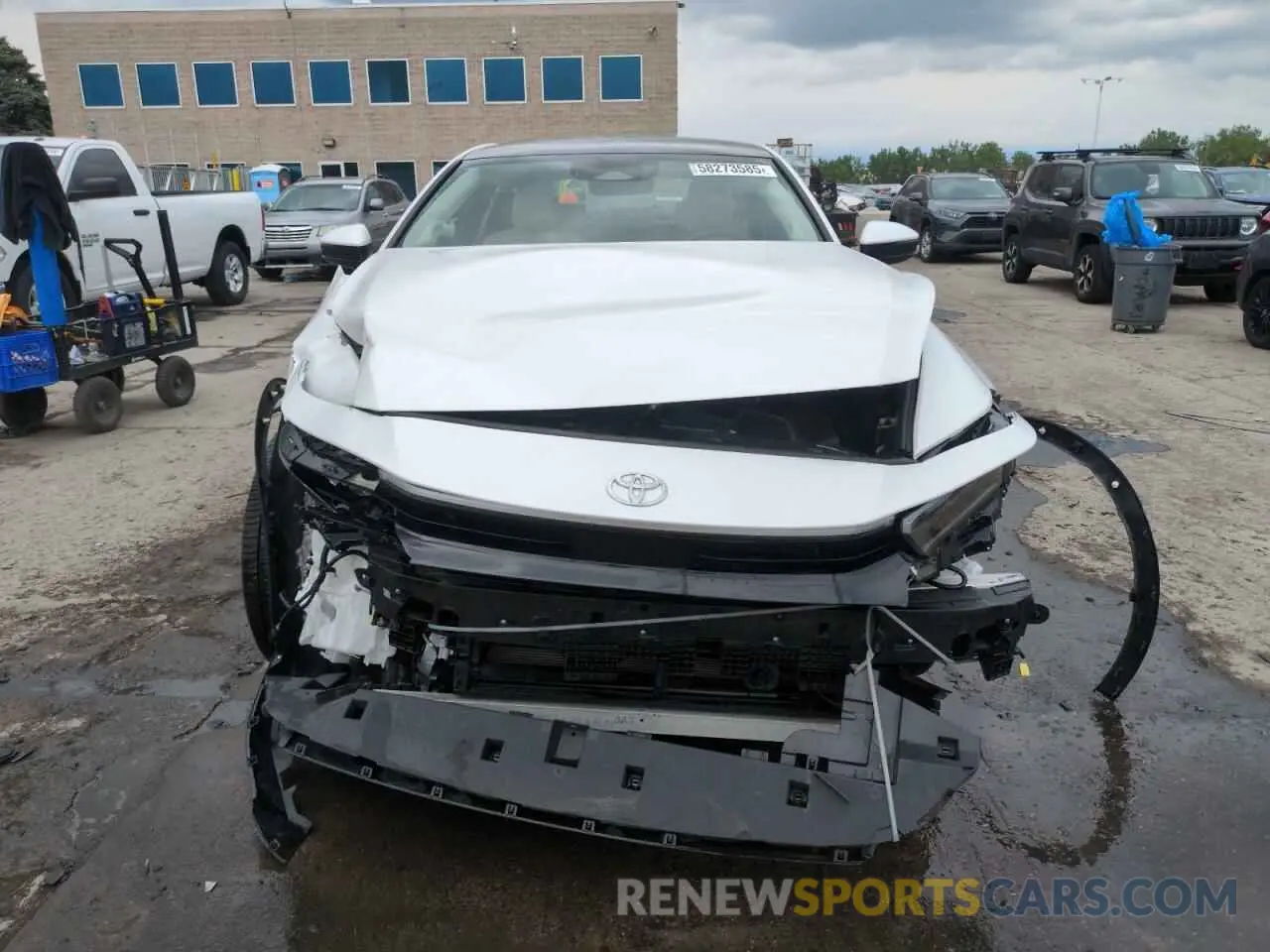 5 Photograph of a damaged car JTDAAAAFXP3004169 TOYOTA CROWN XLE 2023