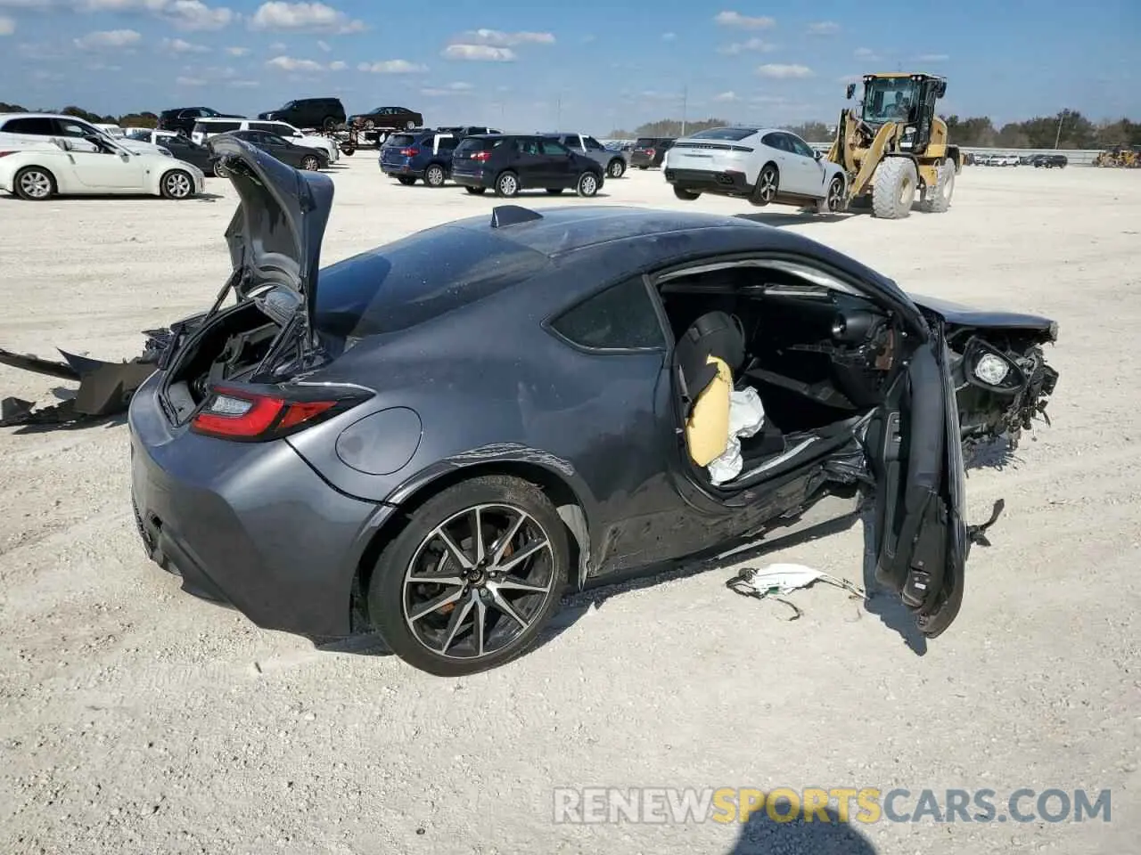 3 Photograph of a damaged car JF1ZNBB15P9750595 TOYOTA GR 86 2023