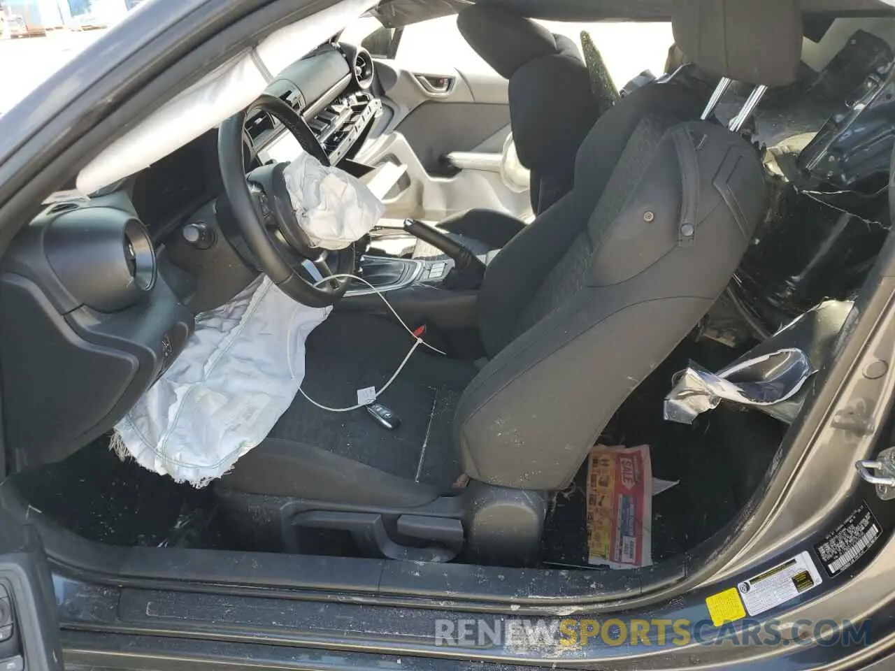 7 Photograph of a damaged car JF1ZNBB15P9750595 TOYOTA GR 86 2023