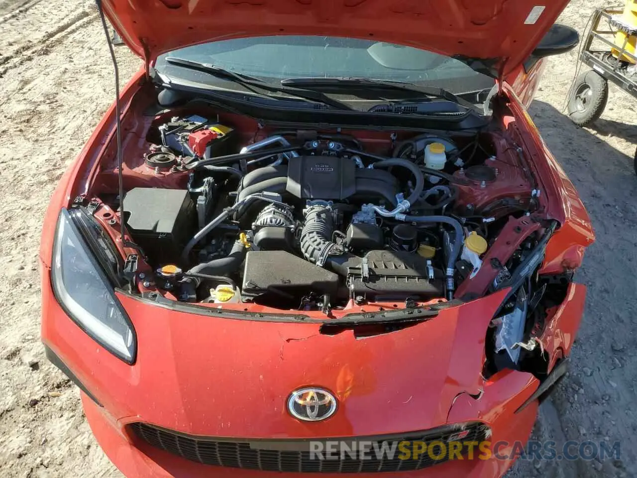 12 Фотография поврежденного автомобиля JF1ZNBB13R8758185 TOYOTA GR 86 2024