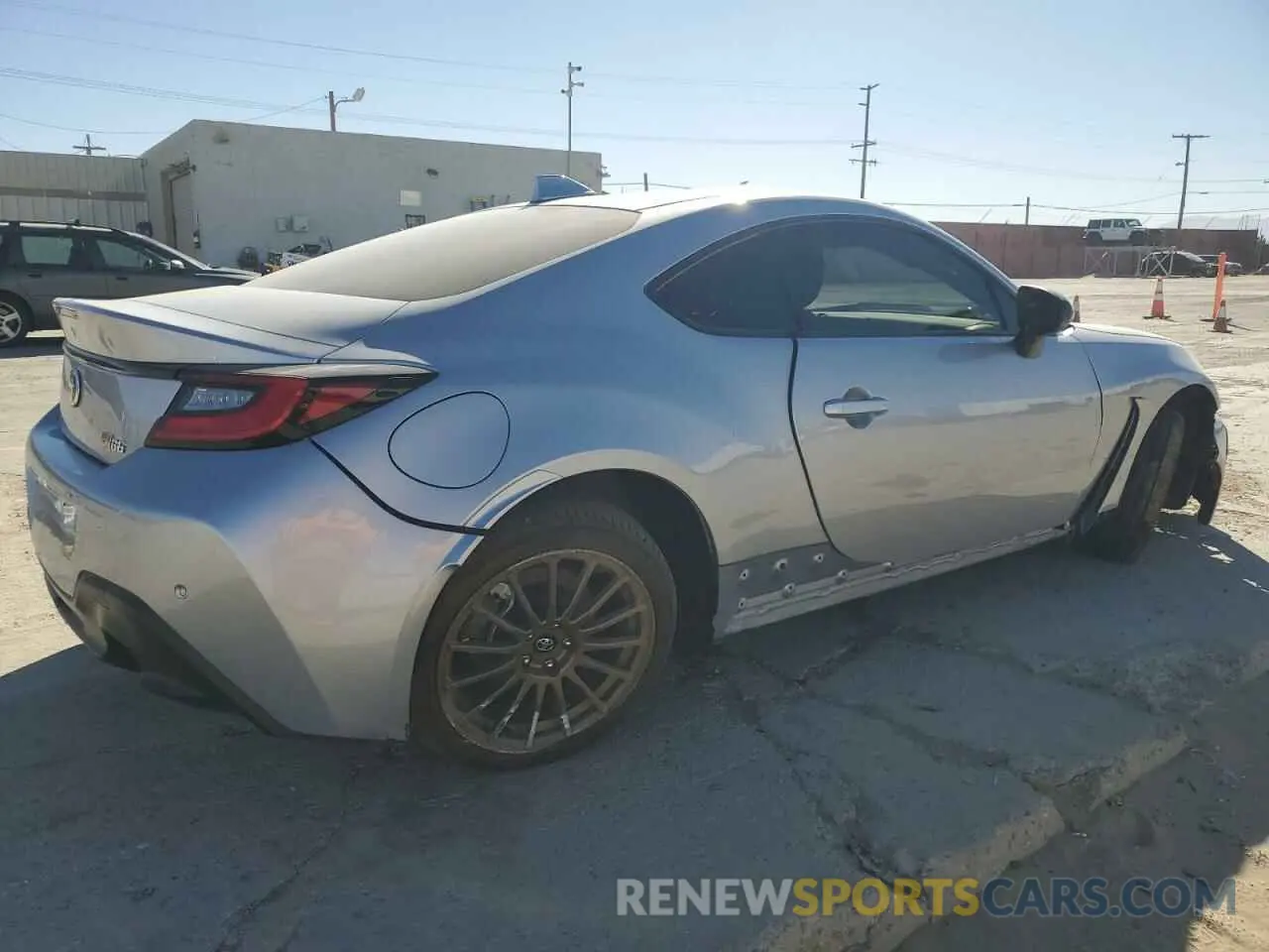 3 Фотография поврежденного автомобиля JF1ZNBB16R8755068 TOYOTA GR 86 2024