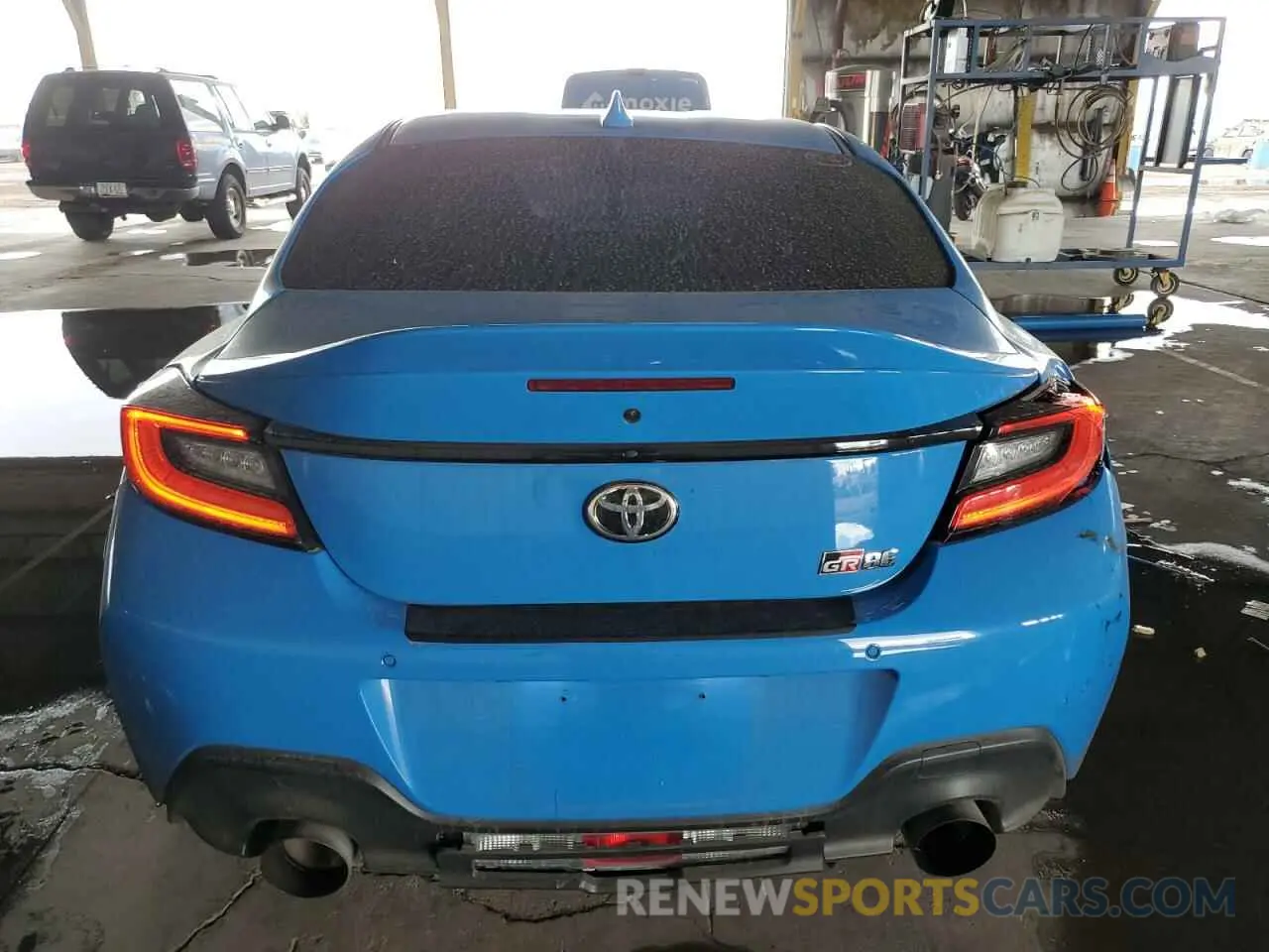 6 Фотография поврежденного автомобиля JF1ZNBF11N8755922 TOYOTA GR 86 PREM 2022