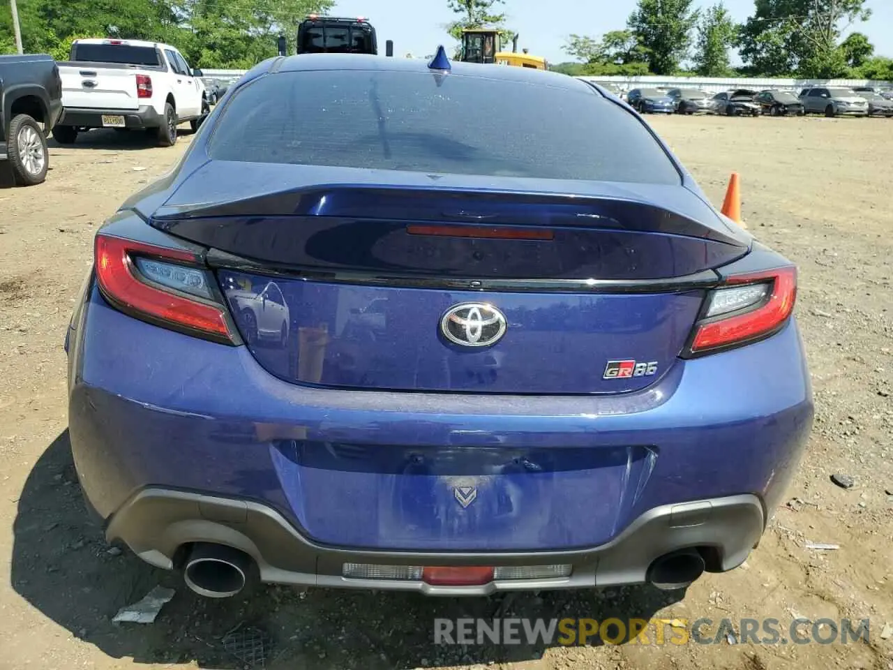 6 Фотография поврежденного автомобиля JF1ZNBE12P9751456 TOYOTA GR 86 PREM 2023