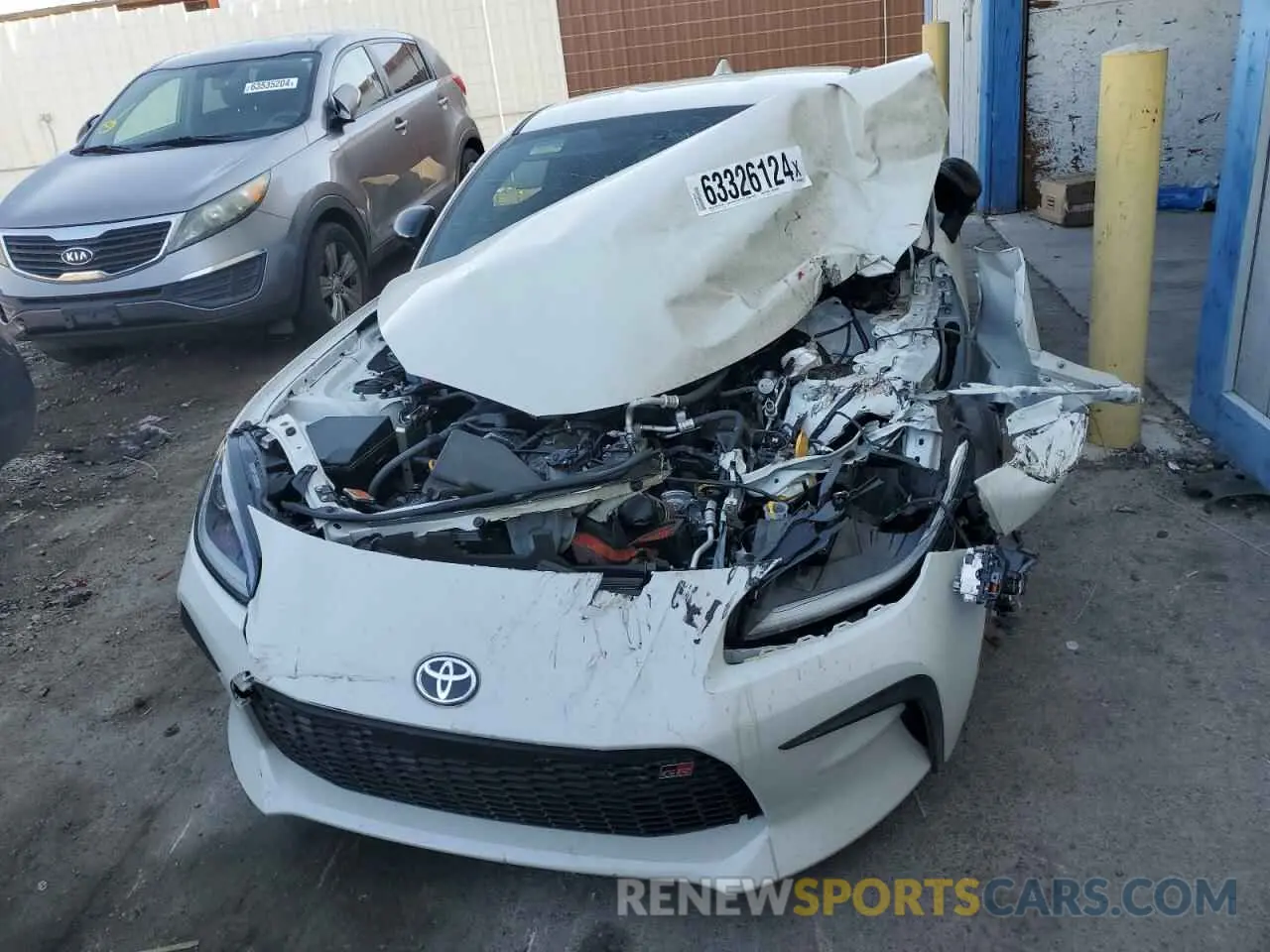 5 Photograph of a damaged car JF1ZNBE17P9763652 TOYOTA GR 86 PREM 2023
