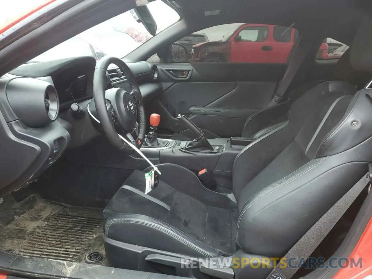 7 Фотография поврежденного автомобиля JF1ZNBE18P9761148 TOYOTA GR 86 PREM 2023