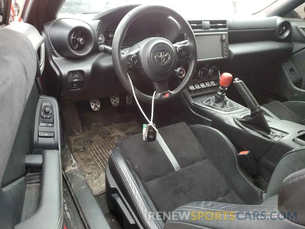 8 Фотография поврежденного автомобиля JF1ZNBE18P9761148 TOYOTA GR 86 PREM 2023