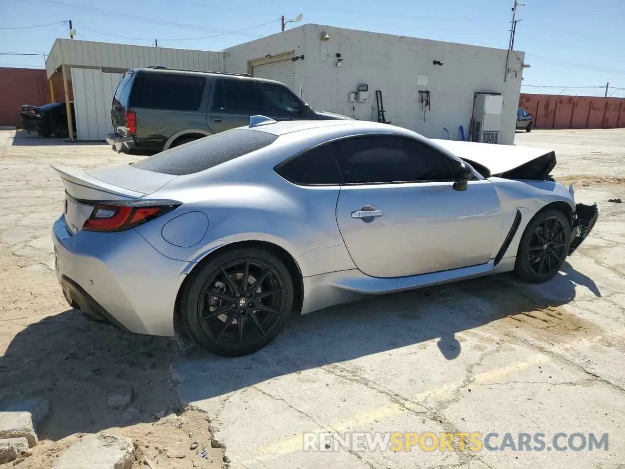 3 Фотография поврежденного автомобиля JF1ZNBF13P8756668 TOYOTA GR 86 PREM 2023