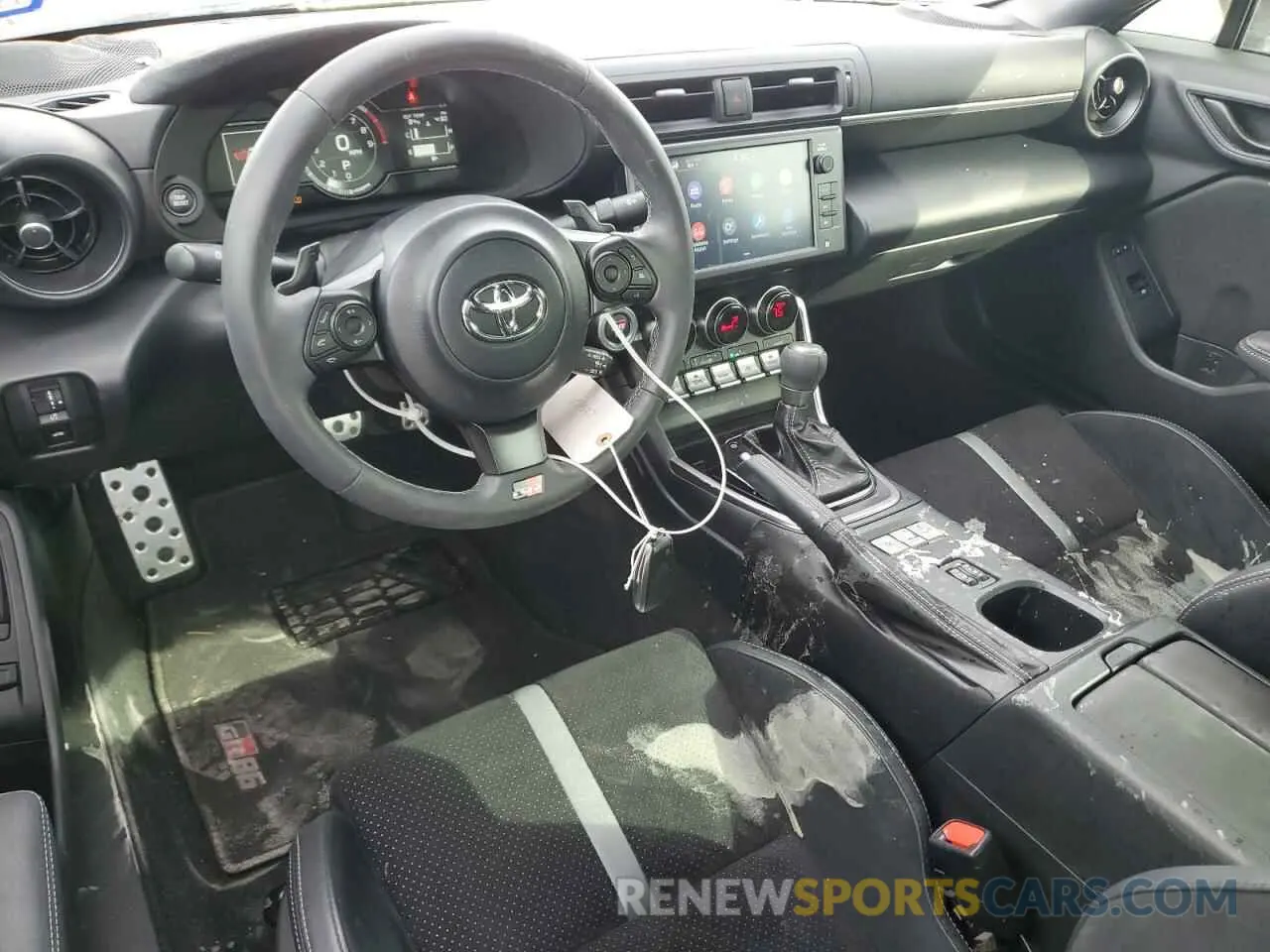 8 Photograph of a damaged car JF1ZNBE14R8751967 TOYOTA GR 86 PREM 2024