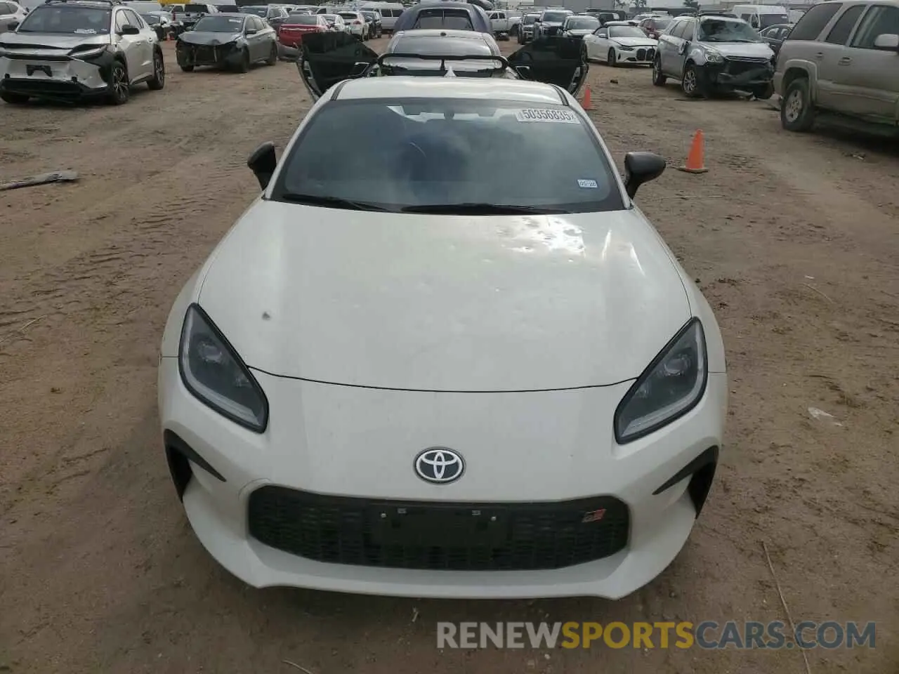 5 Photograph of a damaged car JF1ZNBE14R8755632 TOYOTA GR 86 PREM 2024