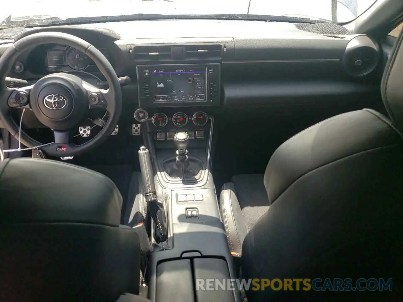 8 Фотография поврежденного автомобиля JF1ZNBE15R9756816 TOYOTA GR 86 PREM 2024
