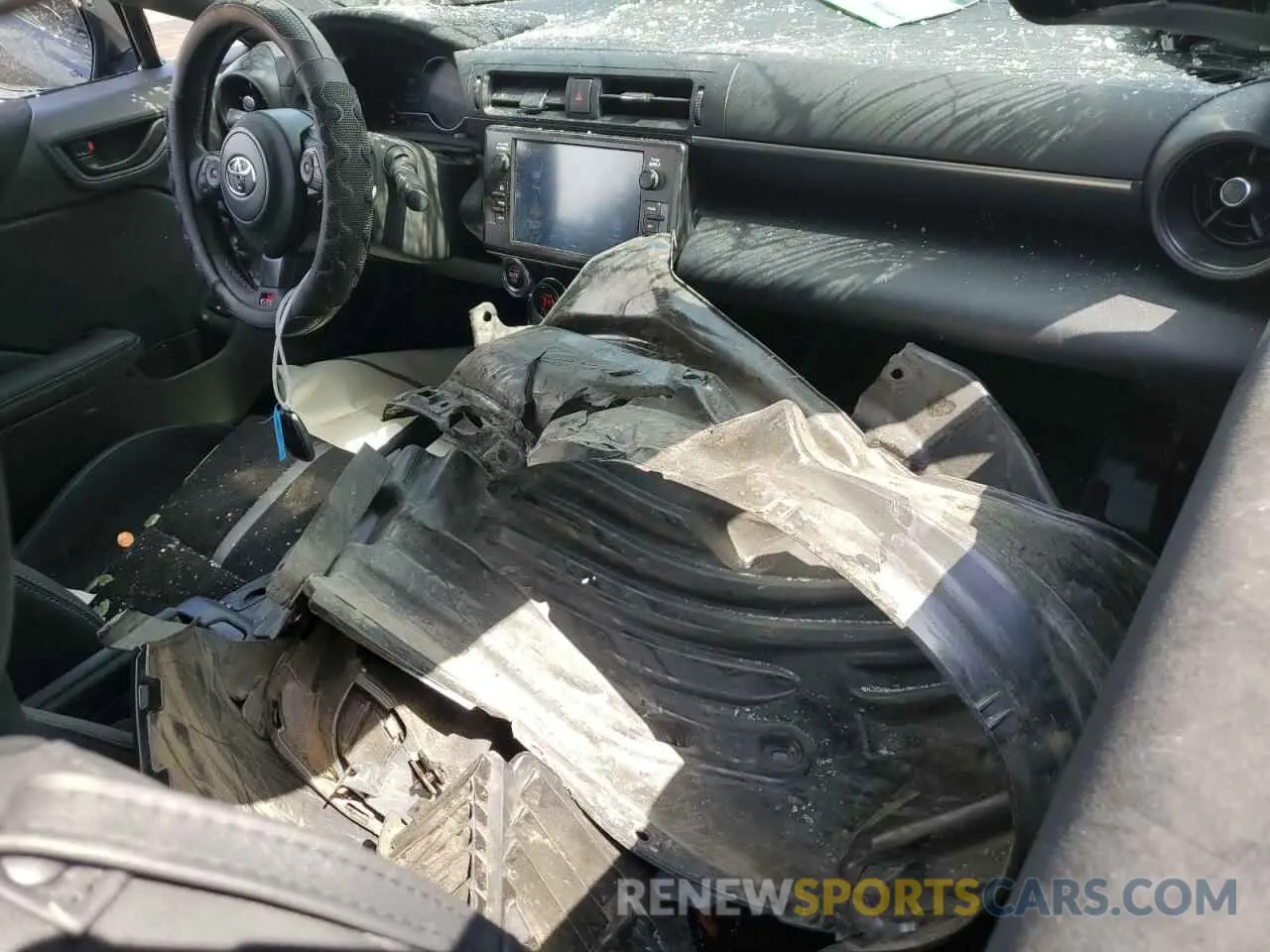 8 Photograph of a damaged car JF1ZNBE16R8752988 TOYOTA GR 86 PREM 2024