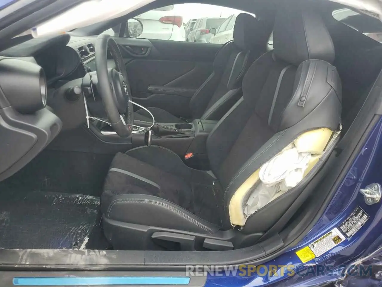7 Photograph of a damaged car JF1ZNBE16R8756183 TOYOTA GR 86 PREM 2024