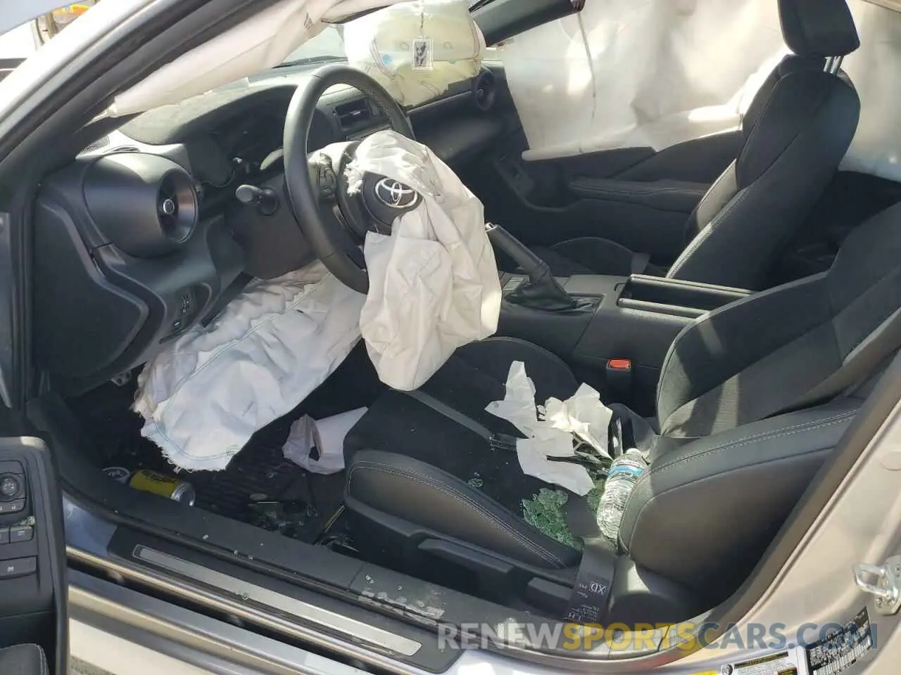7 Photograph of a damaged car JF1ZNBE16R9752404 TOYOTA GR 86 PREM 2024