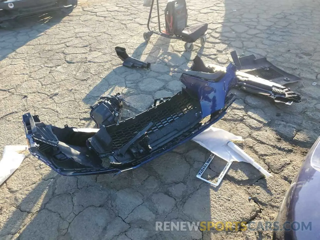 14 Фотография поврежденного автомобиля JF1ZNBE17R8758282 TOYOTA GR 86 PREM 2024
