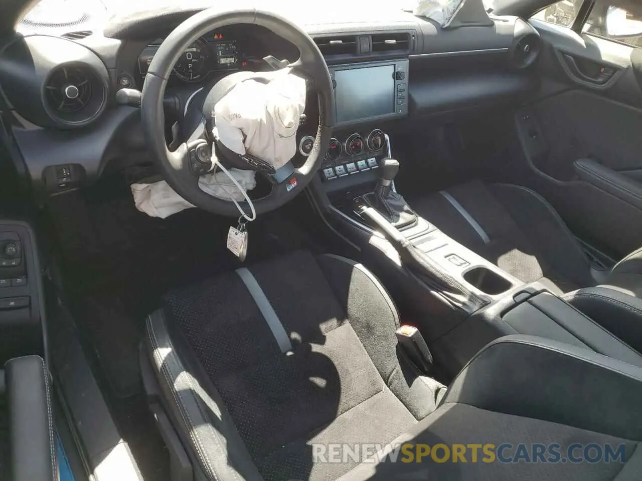 8 Photograph of a damaged car JF1ZNBE19R8754072 TOYOTA GR 86 PREM 2024