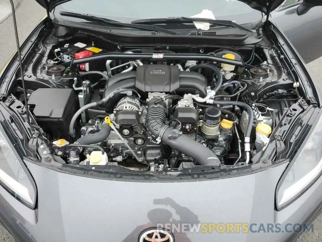 11 Фотография поврежденного автомобиля JF1ZNBE19R9760481 TOYOTA GR 86 PREM 2024