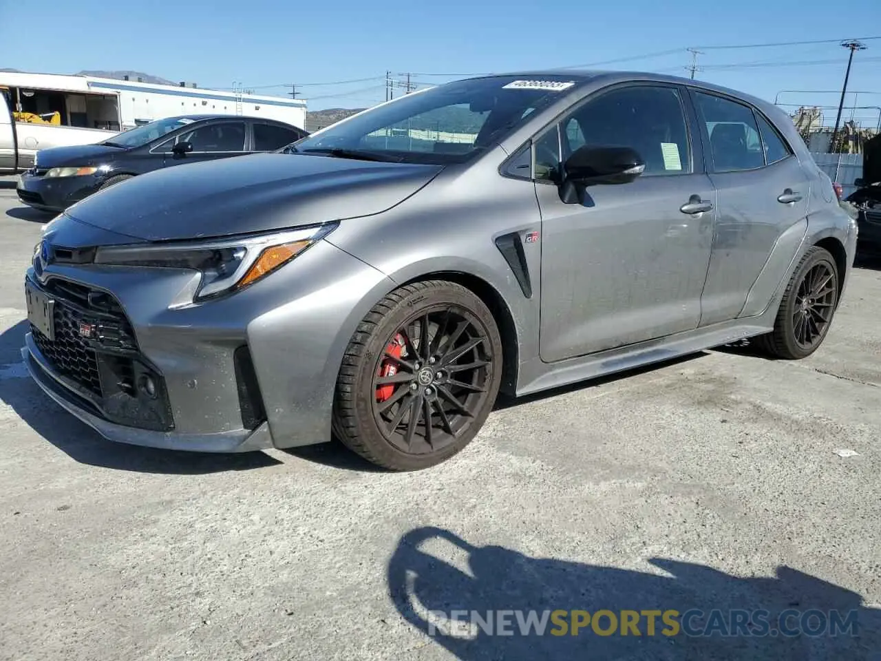 1 Фотография поврежденного автомобиля JTNABAAE7RA010140 TOYOTA GR COROLLA 2024