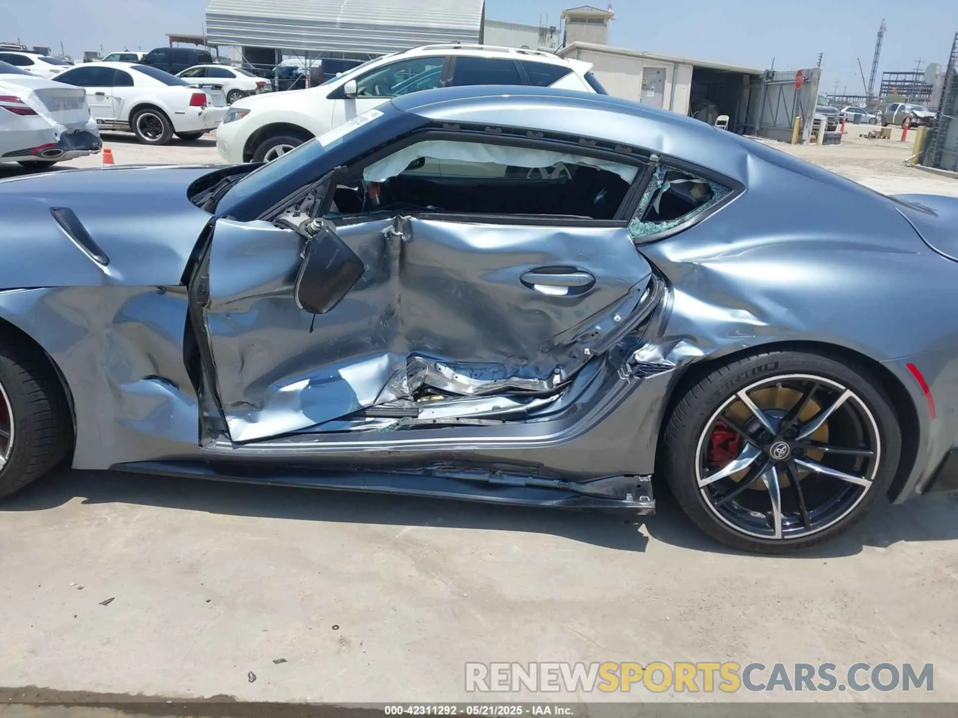14 Photograph of a damaged car WZ1DB4C02LW024933 TOYOTA GR SUPRA 2020