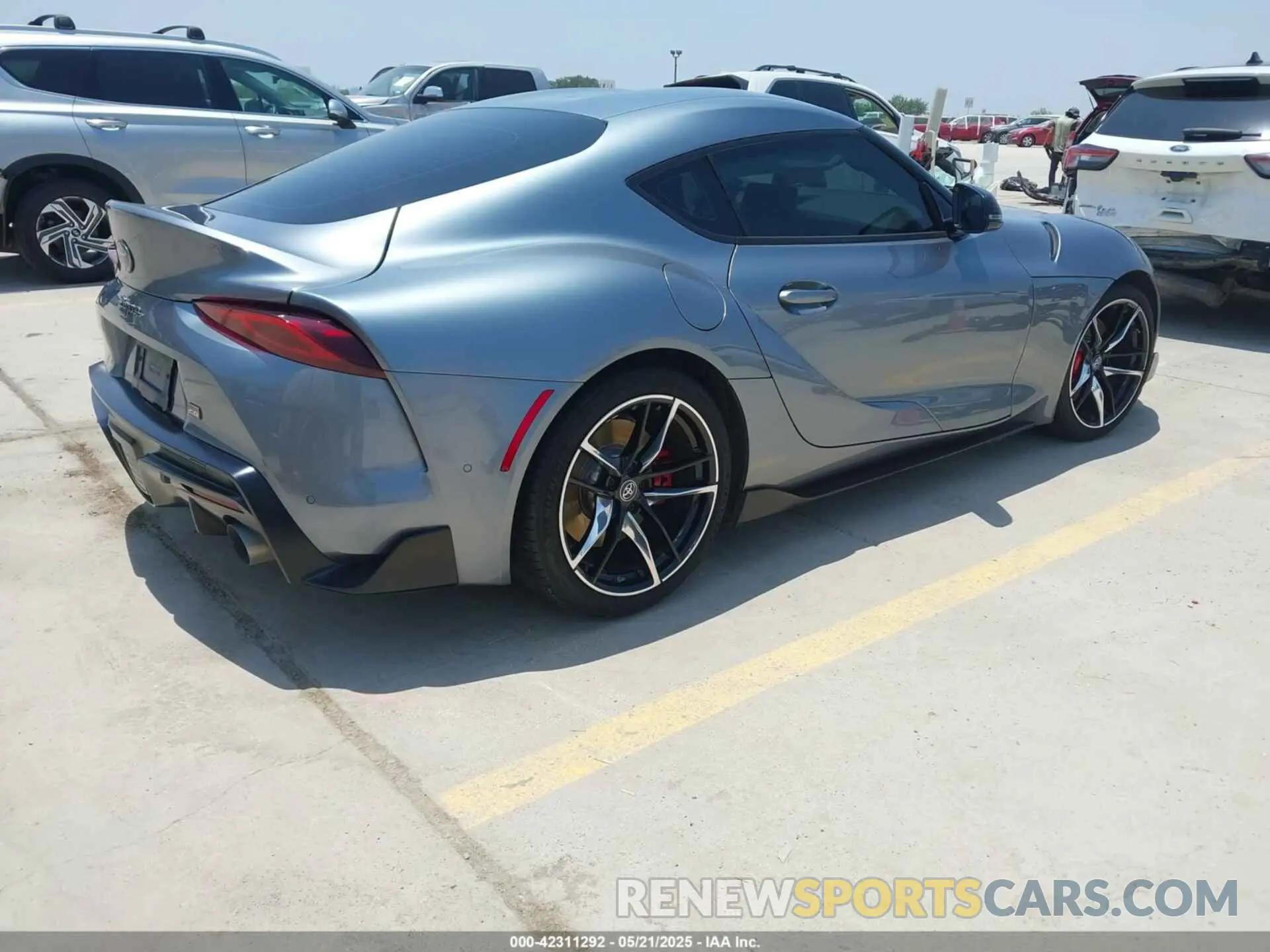 4 Photograph of a damaged car WZ1DB4C02LW024933 TOYOTA GR SUPRA 2020